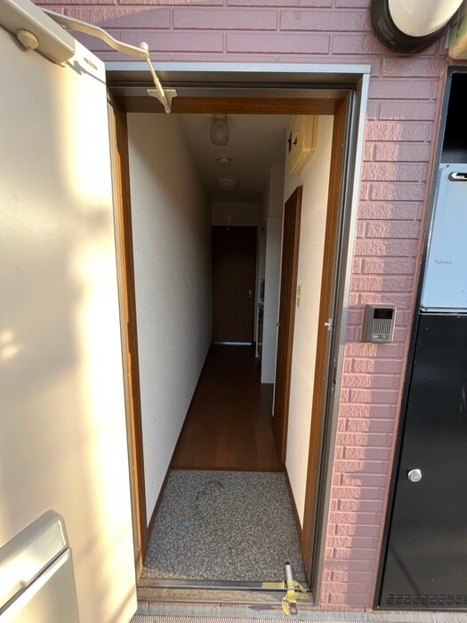 物件内観写真14　(玄関)