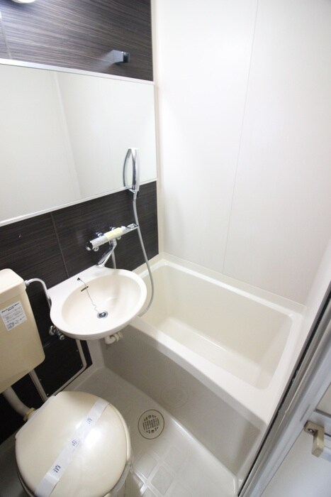 物件内観写真9　(バス／シャワールーム等)