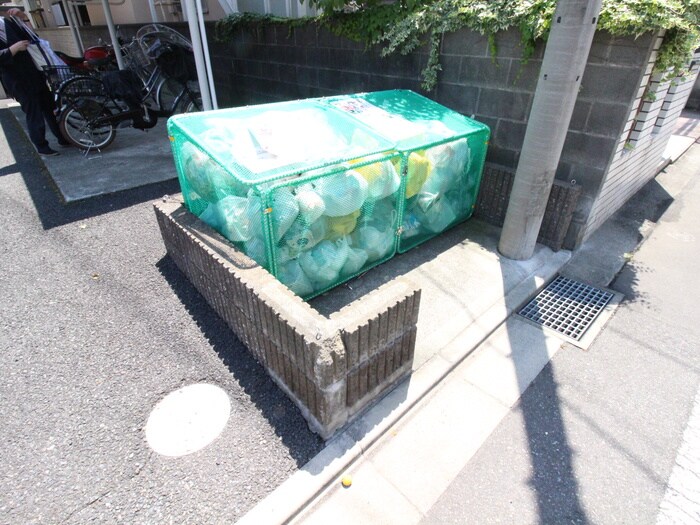 物件外観写真6　(建物設備)