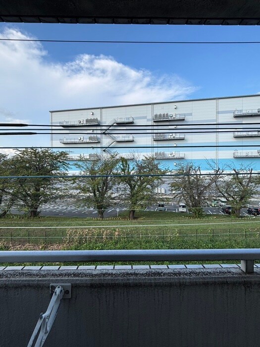 物件内観写真20　(室内からの展望)