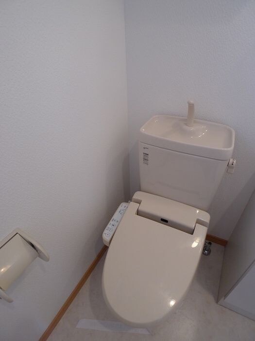 物件内観写真13　(トイレ)