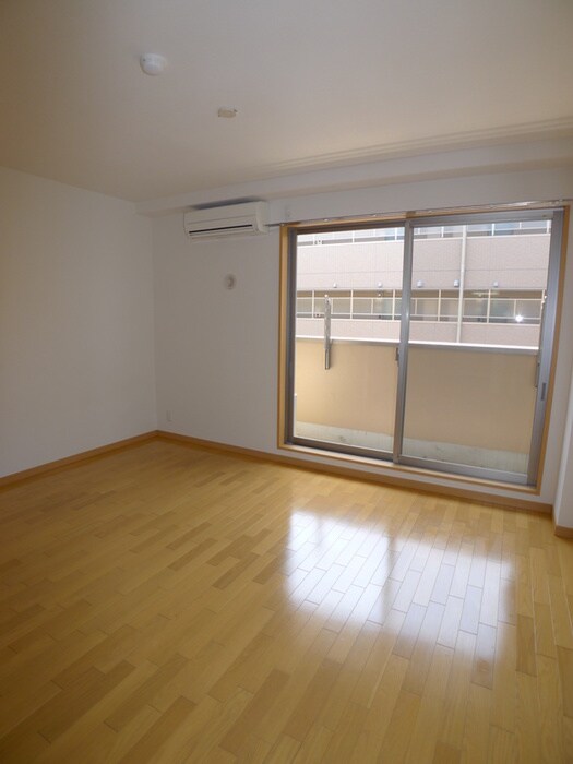 物件内観写真16　(居室)