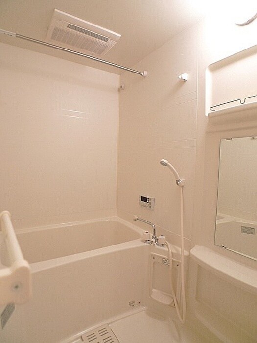 物件内観写真13　(バス／シャワールーム等)