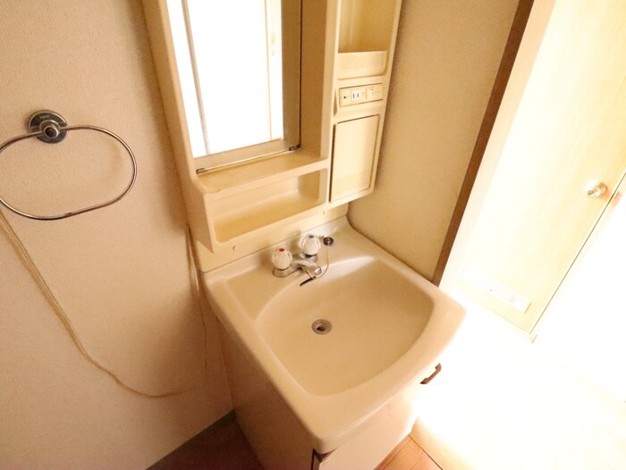 物件内観写真12　(洗面)