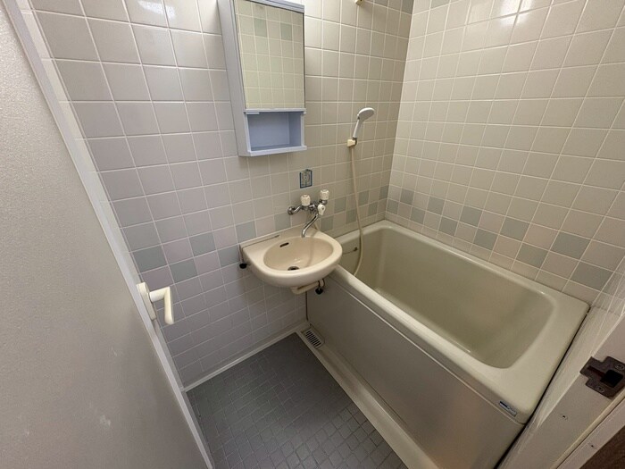 物件内観写真12　(バス／シャワールーム等)
