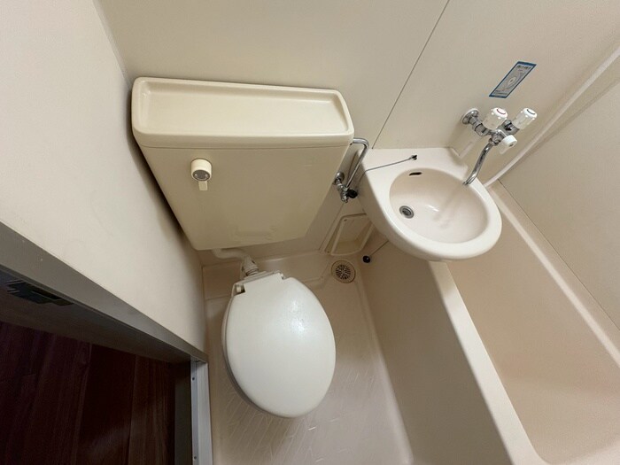 物件内観写真12　(トイレ)