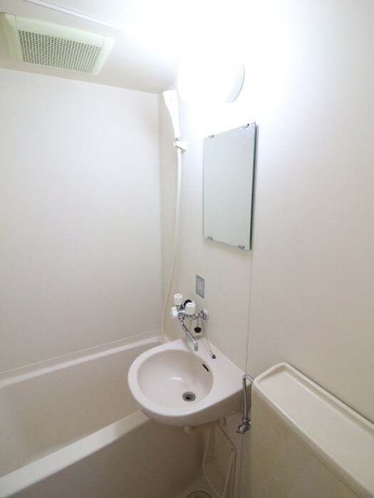 物件内観写真13　(洗面)