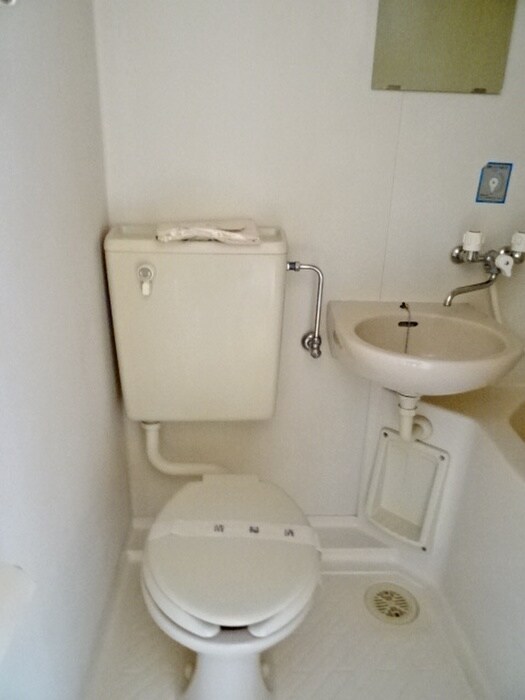 物件内観写真14　(トイレ)