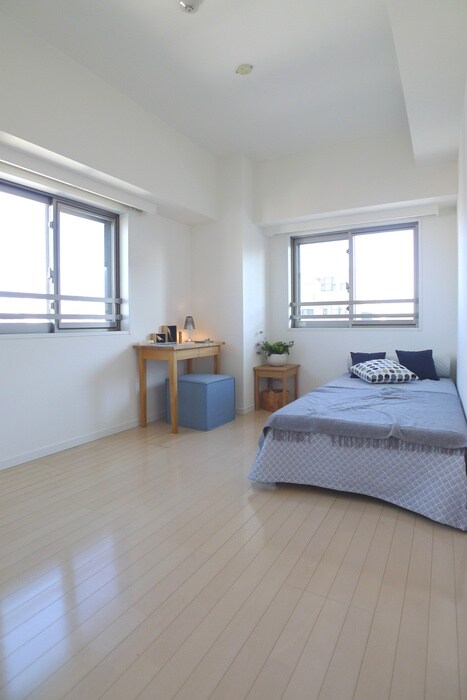 物件内観写真8　(居室)