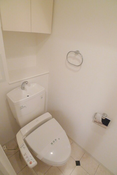 物件内観写真14　(トイレ)