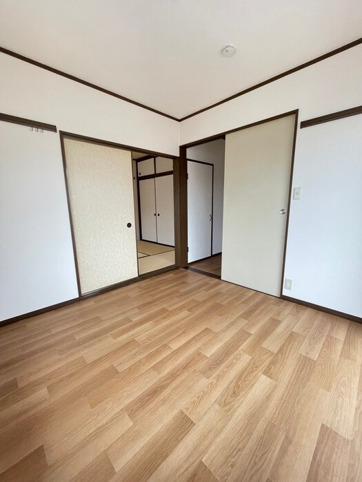 物件内観写真16　(居室)