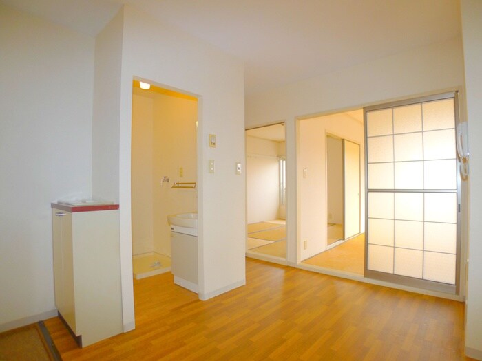 物件内観写真9　(居室)