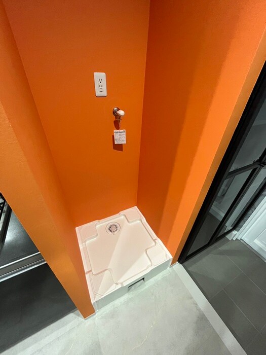 物件内観写真12　(洗濯機置場)