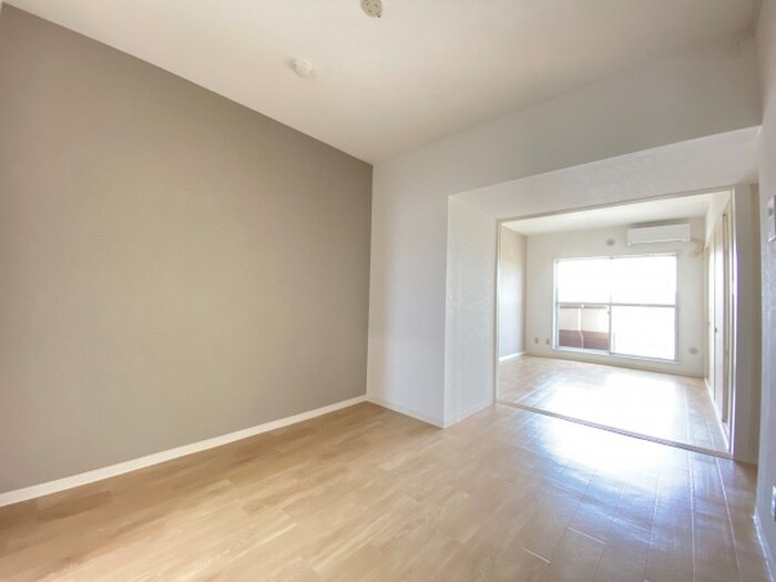 物件内観写真6　(居室)