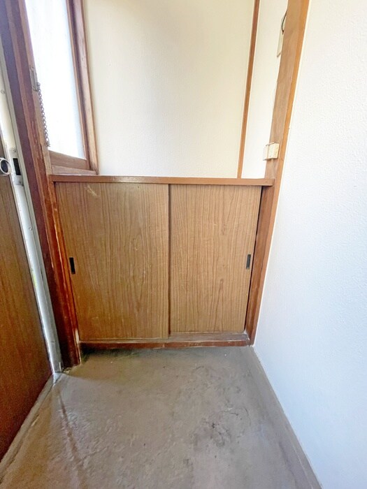 物件内観写真15　(靴箱)