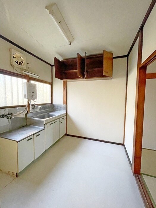 物件内観写真18　(廊下)