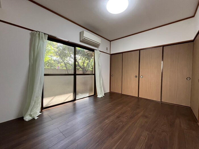 物件内観写真7　(居室)