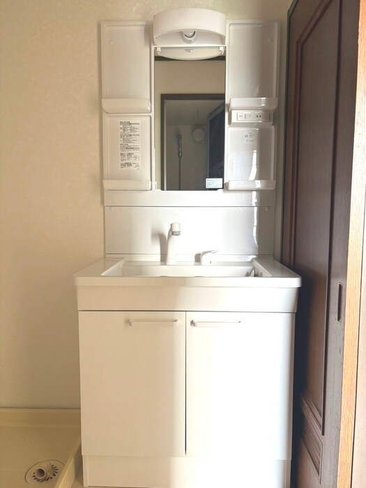 物件内観写真13　(洗面)