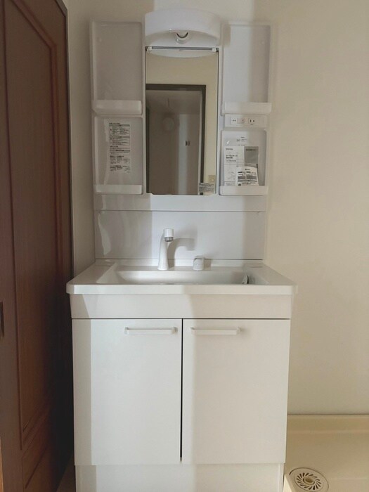 物件内観写真13　(洗面)