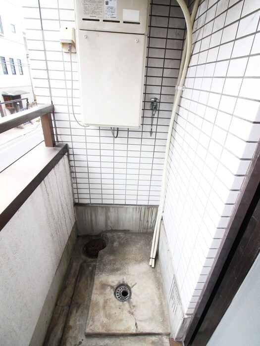 物件内観写真21　(洗濯機置場)