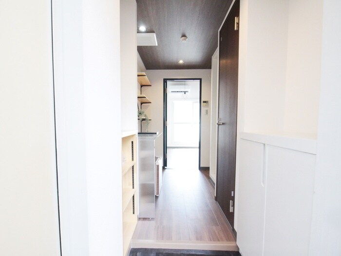 物件内観写真18　(廊下)