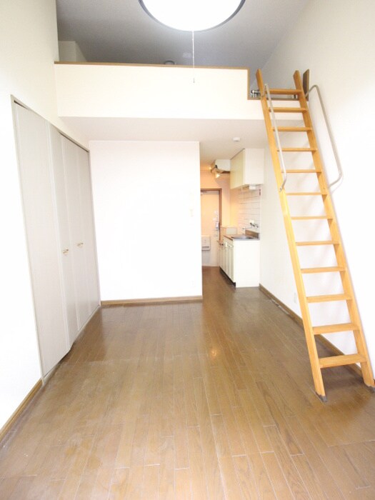 物件内観写真8　(居室)