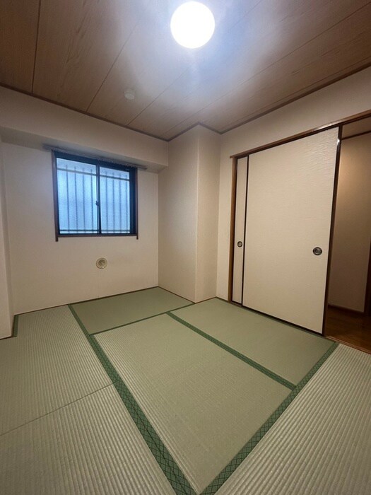 物件内観写真10　(居室)