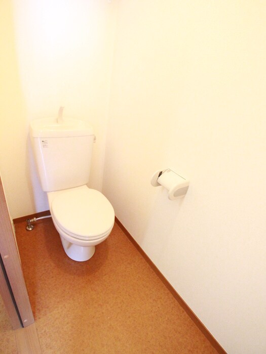 物件内観写真11　(トイレ)