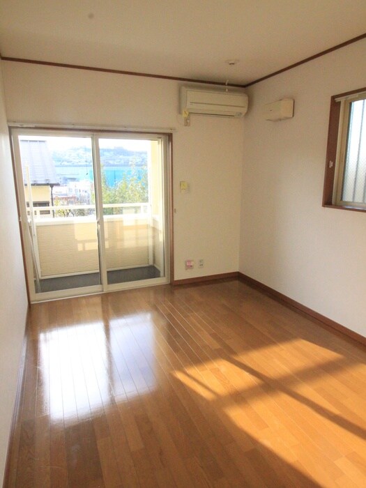 物件内観写真5　(居室)