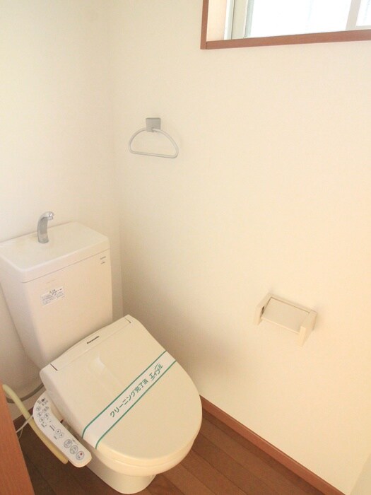 物件内観写真9　(トイレ)