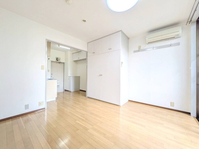 物件内観写真10　(居室)