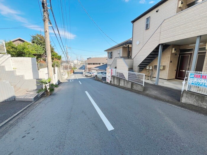 物件外観写真5　(周辺環境)