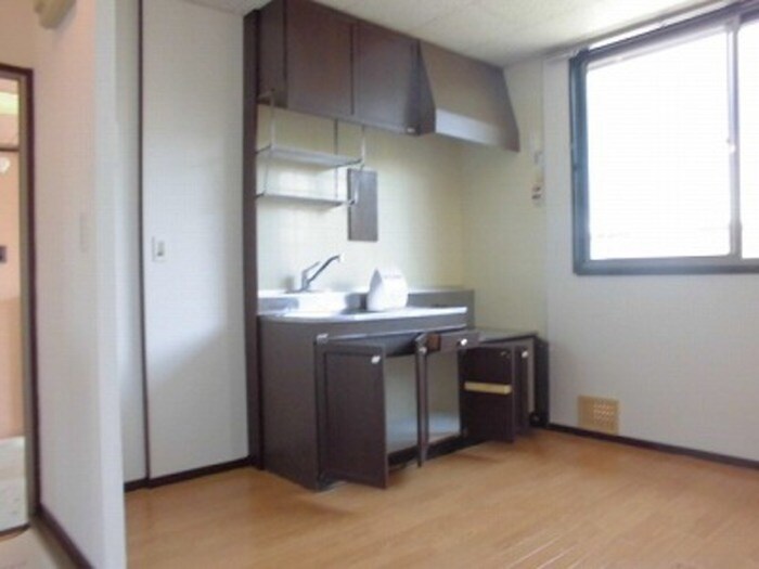 物件内観写真2　(キッチン)