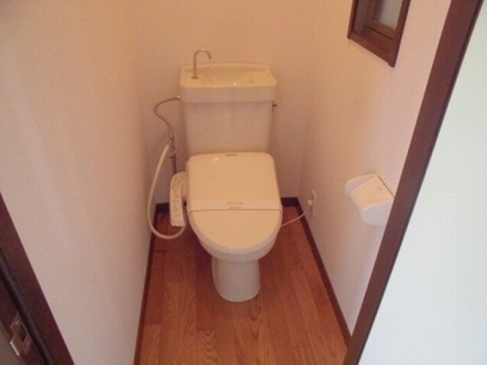 物件内観写真9　(トイレ)