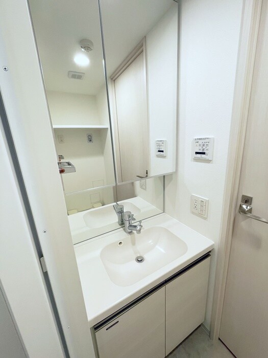 物件内観写真14　(洗面)