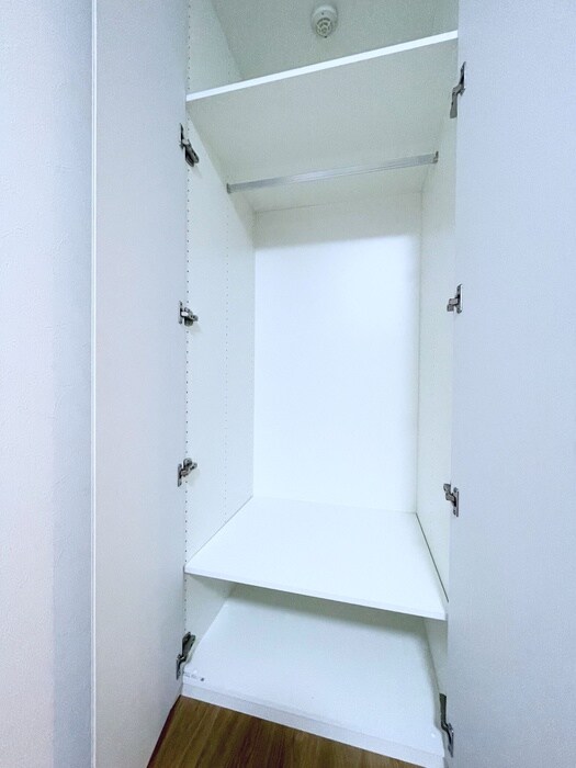 物件内観写真16　(収納)