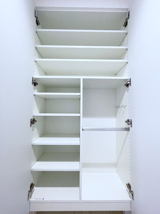 物件内観写真17　(靴箱)