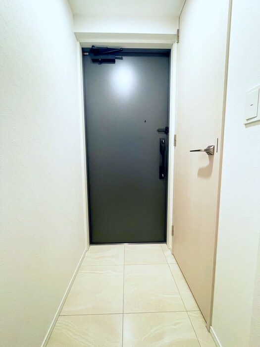 物件内観写真19　(玄関)