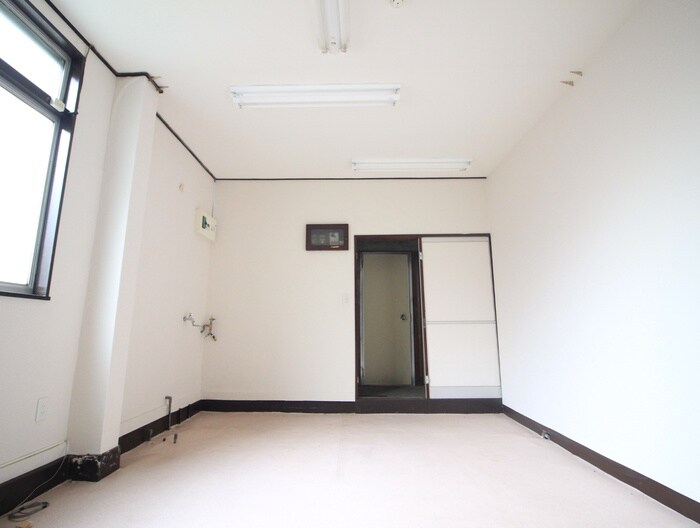 物件内観写真7　(内観写真)