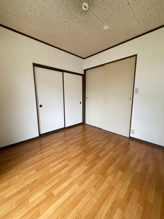 物件内観写真16　(居室)