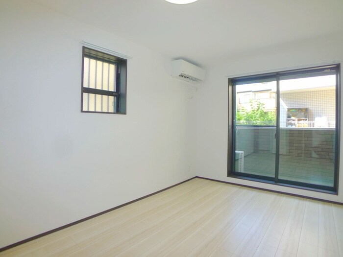 物件内観写真8　(ベランダ・バルコニー)