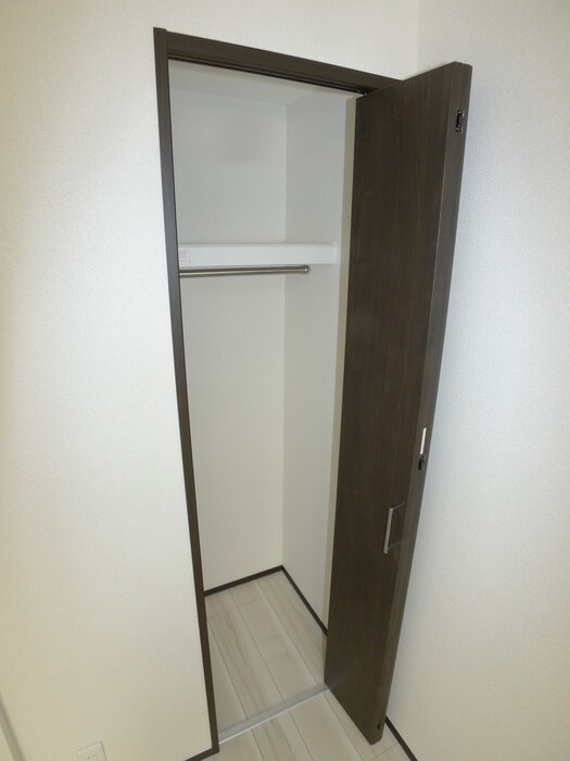 物件内観写真12　(収納)