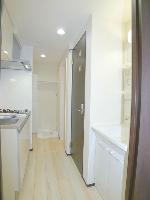 物件内観写真18　(廊下)