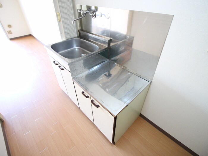 メゾンリバーサイドのキッチン