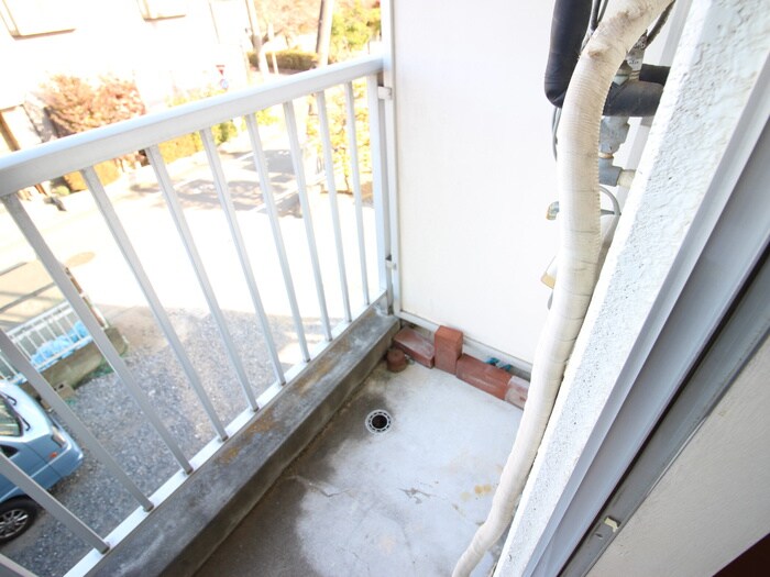 メゾンリバーサイドの洗濯機置場