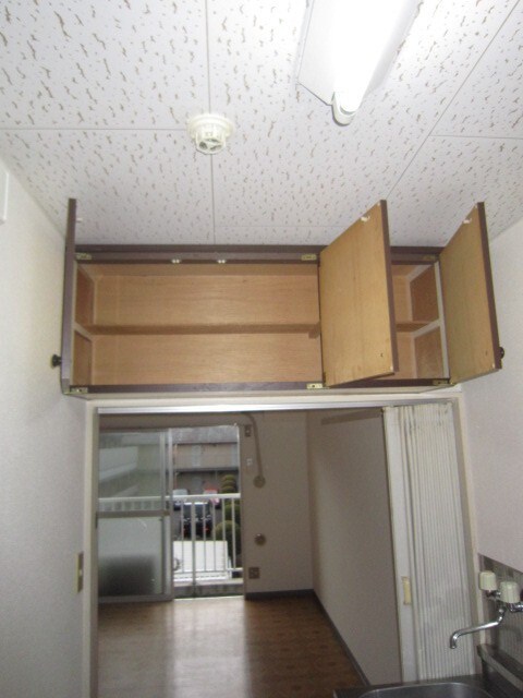 物件内観写真13　(収納)