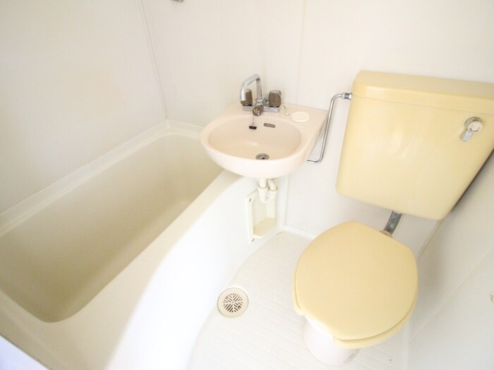 メゾンリバーサイドの洗面