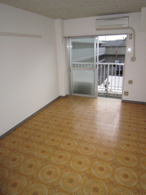 物件内観写真14　(居室)