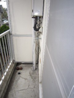 物件内観写真14　(洗濯機置場)