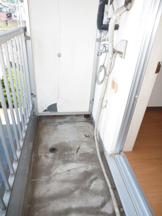 メゾンリバーサイドのベランダ・バルコニー